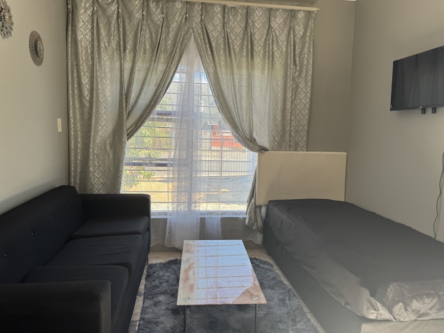 To Let 1 Bedroom Property for Rent in Gordons Bay Central Western Cape